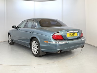 Lot 121 - 2000 Jaguar S-Type