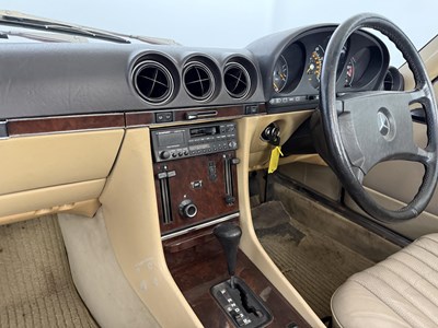 Lot 119 - 1988 Mercedes-Benz 420SL