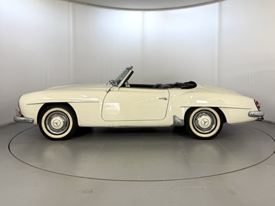 Lot 90 - 1959 Mercedes-Benz 190SL