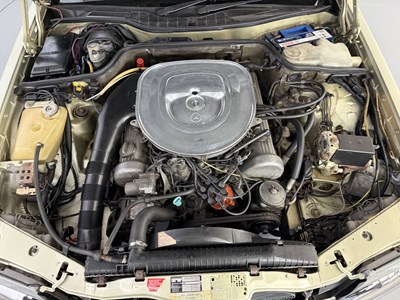 Lot 4 - 1982 Mercedes-Benz 500SEC