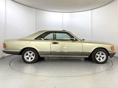 Lot 4 - 1982 Mercedes-Benz 500SEC