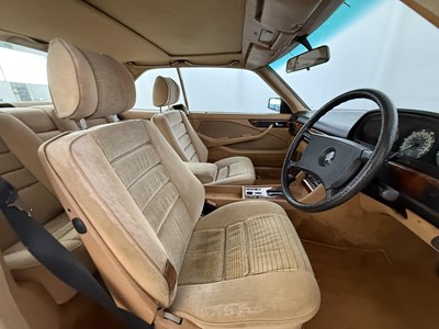 Lot 4 - 1982 Mercedes-Benz 500SEC