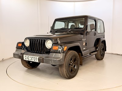 Lot 79 - 2000 Jeep Wrangler LTD
