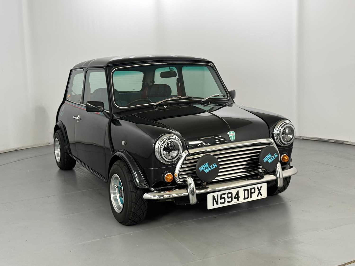 Lot 14 - 1995 Rover Mini Sidewalk