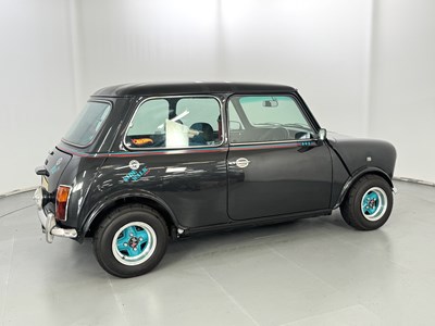 Lot 14 - 1995 Rover Mini Sidewalk