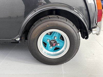 Lot 14 - 1995 Rover Mini Sidewalk