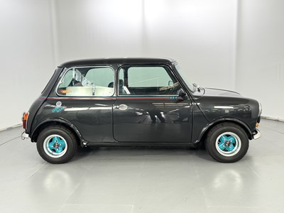 Lot 14 - 1995 Rover Mini Sidewalk