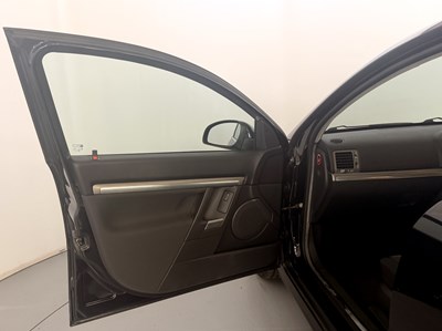 Lot 185 - 2008 Vauxhall Vectra