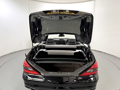 Lot 13 - 2008 Mercedes-Benz SL350
