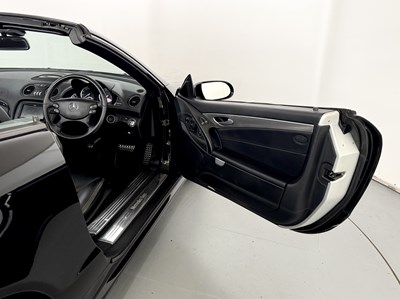 Lot 13 - 2008 Mercedes-Benz SL350