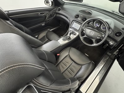 Lot 13 - 2008 Mercedes-Benz SL350