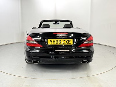 Lot 13 - 2008 Mercedes-Benz SL350