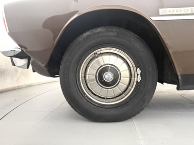 Lot 7 - 1972 Rover 2000 TC