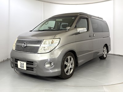 Lot 102 - 2009 Nissan Elgrand 4x4 Camper