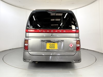 Lot 102 - 2009 Nissan Elgrand 4x4 Camper