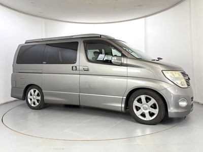 Lot 102 - 2009 Nissan Elgrand 4x4 Camper