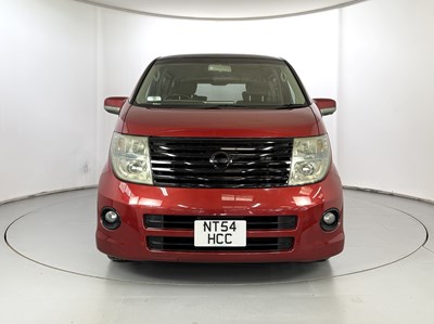 Lot 38 - 2005 Nissan Elgrand 4x4