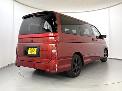 Lot 38 - 2005 Nissan Elgrand 4x4