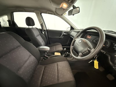 Lot 176 - 2001 Vauxhall Vectra - NO RESERVE