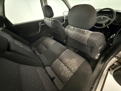 Lot 176 - 2001 Vauxhall Vectra - NO RESERVE