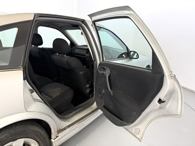 Lot 176 - 2001 Vauxhall Vectra - NO RESERVE