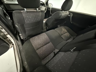 Lot 176 - 2001 Vauxhall Vectra - NO RESERVE