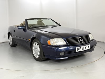 Lot 1995 Mercedes-Benz SL280