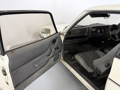 Lot 30 - 1987 Ford Capri 2.8i