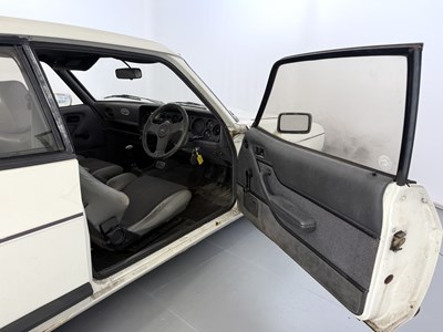 Lot 30 - 1987 Ford Capri 2.8i