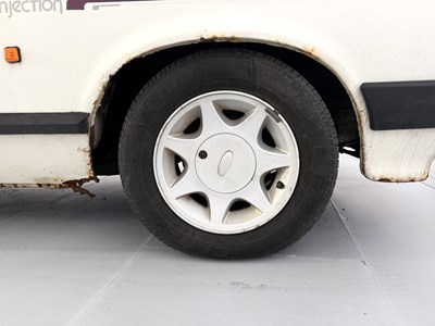 Lot 30 - 1987 Ford Capri 2.8i