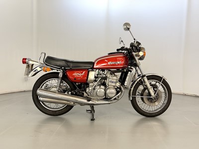 Lot 4 - 1976 Suzuki GT750