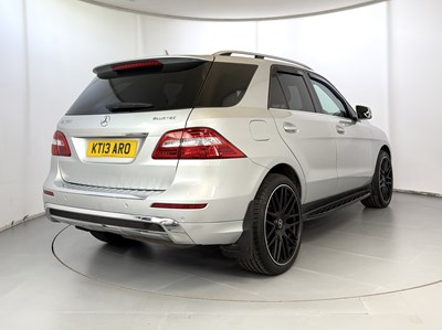 Lot 2013 Mercedes-Benz ML350 AMG Sport