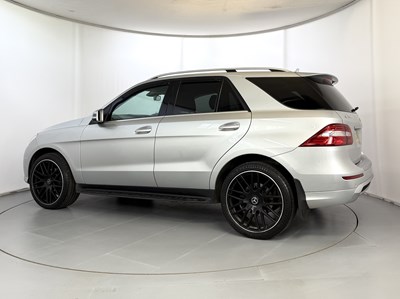 Lot 2013 Mercedes-Benz ML350 AMG Sport