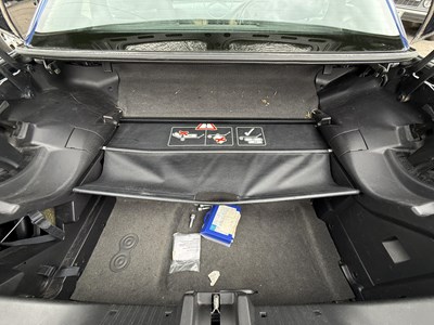 Lot 2000 Mercedes-Benz SLK230 - NO RESERVE