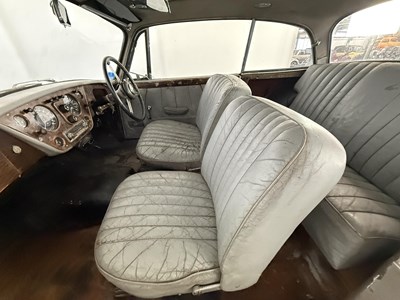 Lot 11 - 1960 Alvis TD21