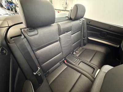 Lot 2007 BMW 325i M Sport