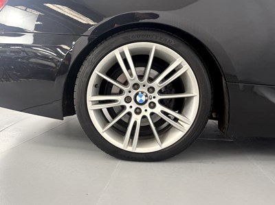Lot 2007 BMW 325i M Sport