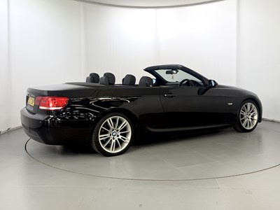 Lot 2007 BMW 325i M Sport