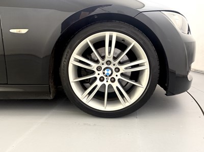 Lot 2007 BMW 325i M Sport