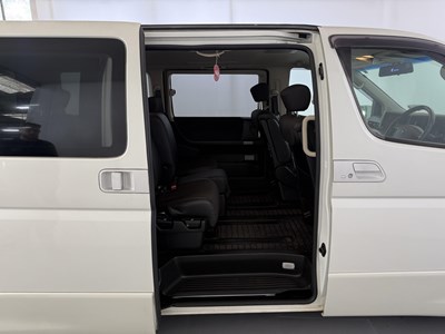 Lot 118 - 2007 Nissan Elgrand