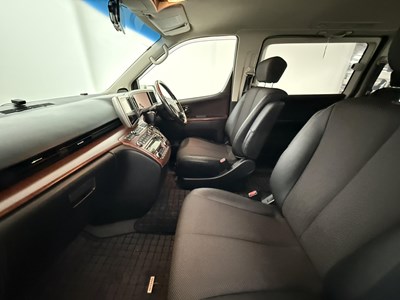 Lot 118 - 2007 Nissan Elgrand