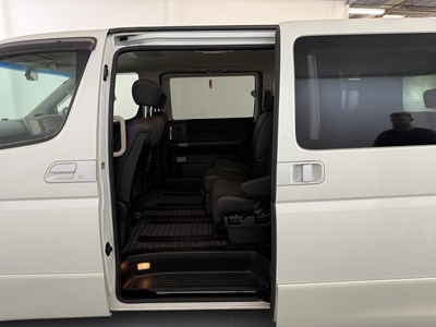 Lot 118 - 2007 Nissan Elgrand
