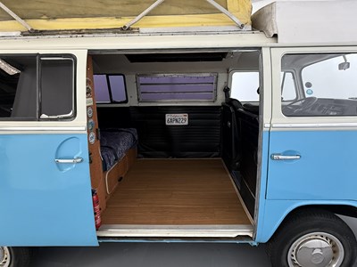 Lot 1972 Volkswagen T2