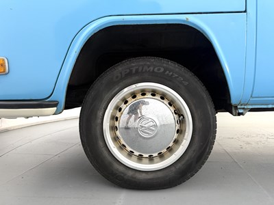 Lot 1972 Volkswagen T2