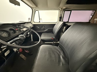 Lot 1972 Volkswagen T2