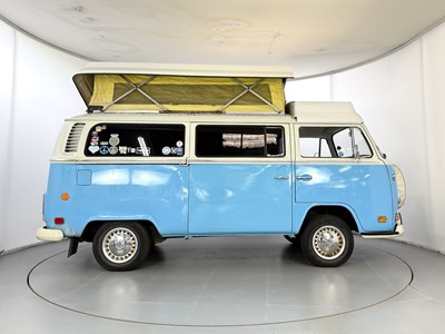 Lot 1972 Volkswagen T2