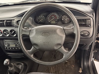 Lot 84 - 2001 Ford Escort - NO RESERVE
