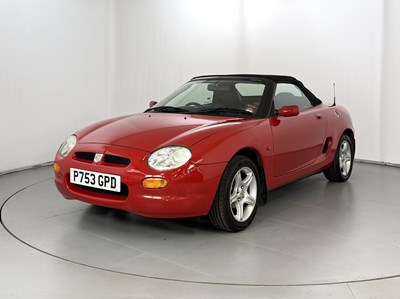 Lot 25 - 1997 MG F