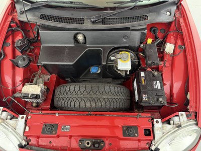 Lot 25 - 1997 MG F