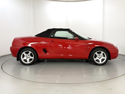 Lot 25 - 1997 MG F